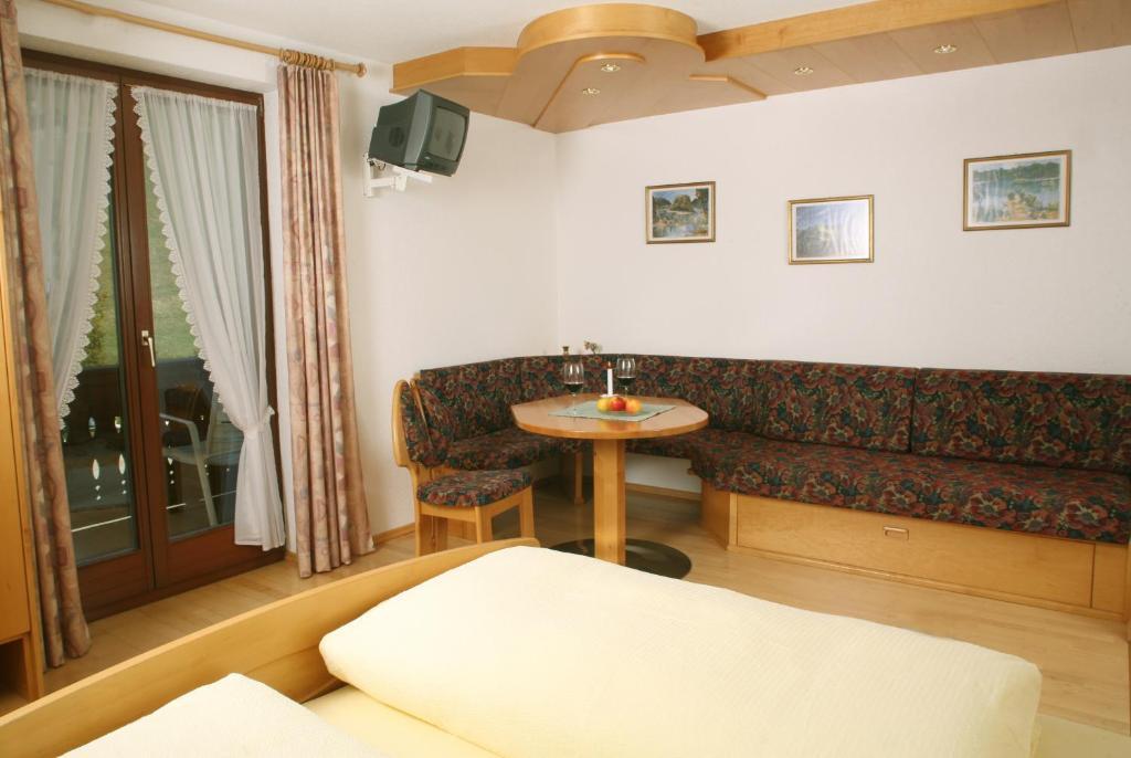 Gaestehaus Ortner Liesing Chambre photo